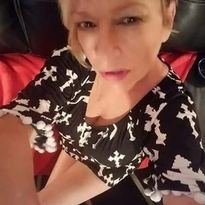 Meet your Posher, Sandy